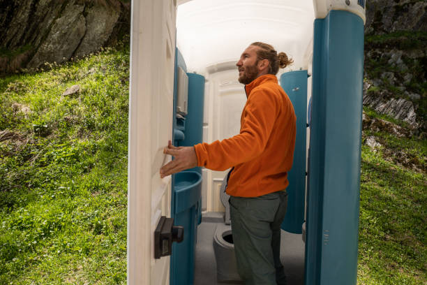Best Sanitation services for porta potties  in Englewood Cliffs, NJ